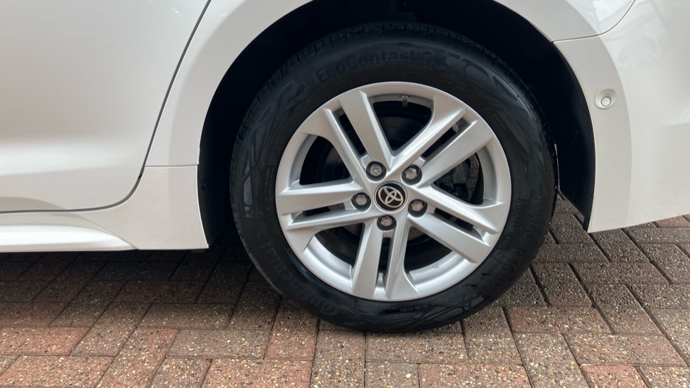 Toyota Corolla 1.8 VVT-i Hybrid Icon Tech 5dr CVT Hybrid Estate - Image 43