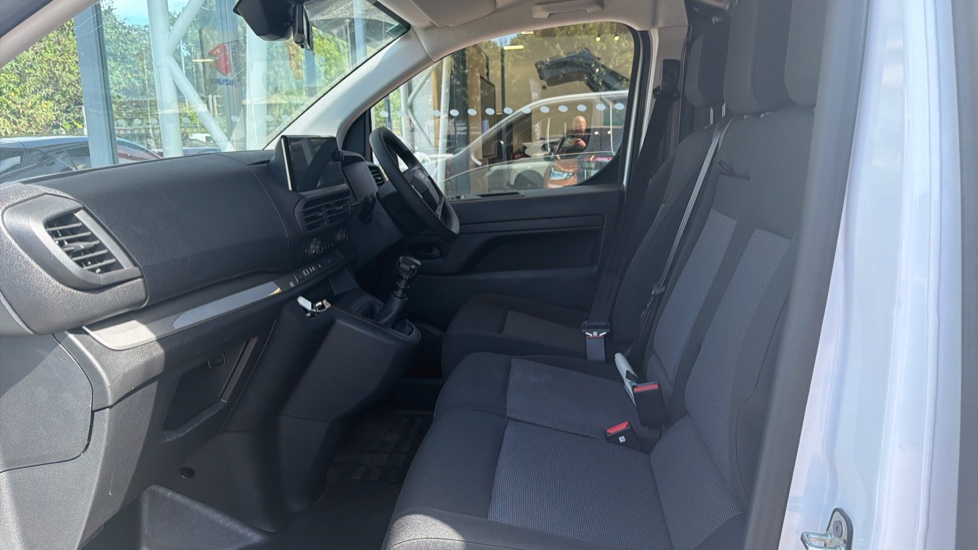 Toyota Proace L2 Diesel 2.0D 145 Icon Van - Image 5