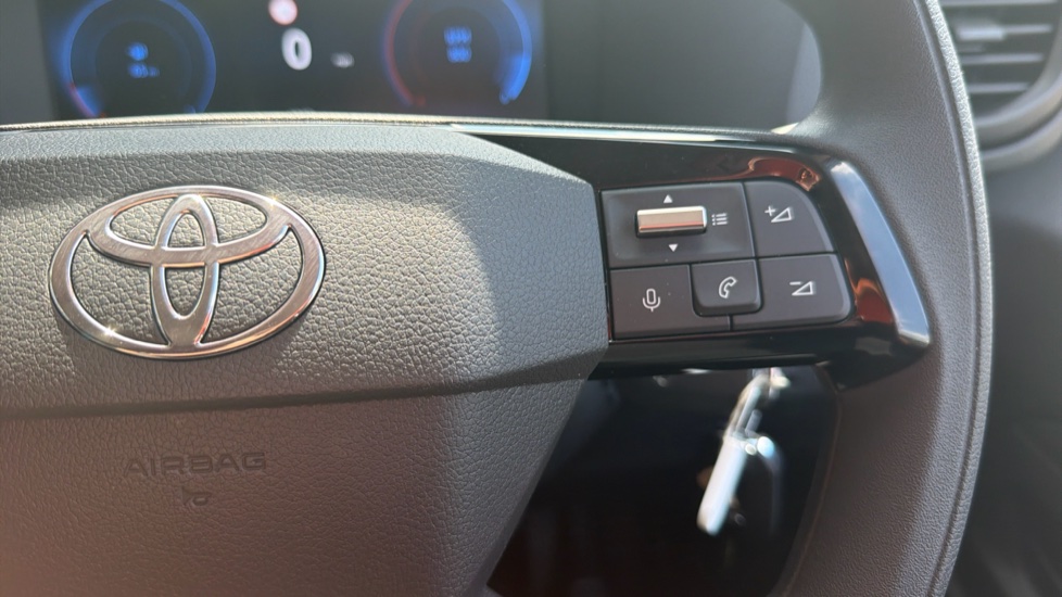 Toyota Proace L2 Diesel 2.0D 145 Icon Van - Image 36