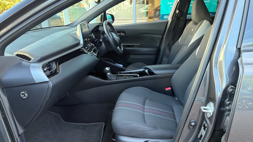 Toyota C-HR 2.0 Hybrid GR Sport 5dr CVT Hybrid Hatchback - Image 5