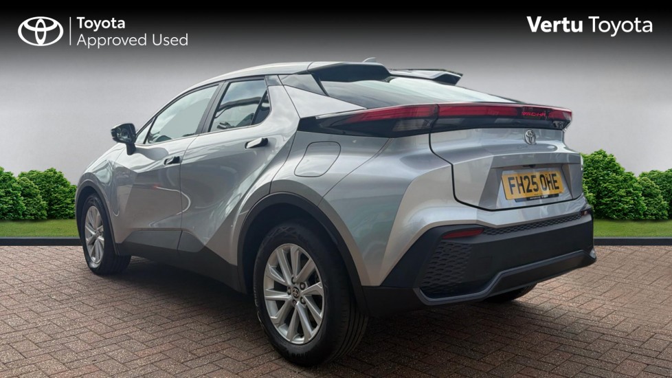 Toyota C-HR 1.8 Hybrid Icon 5dr CVT Hybrid Hatchback - Image 4