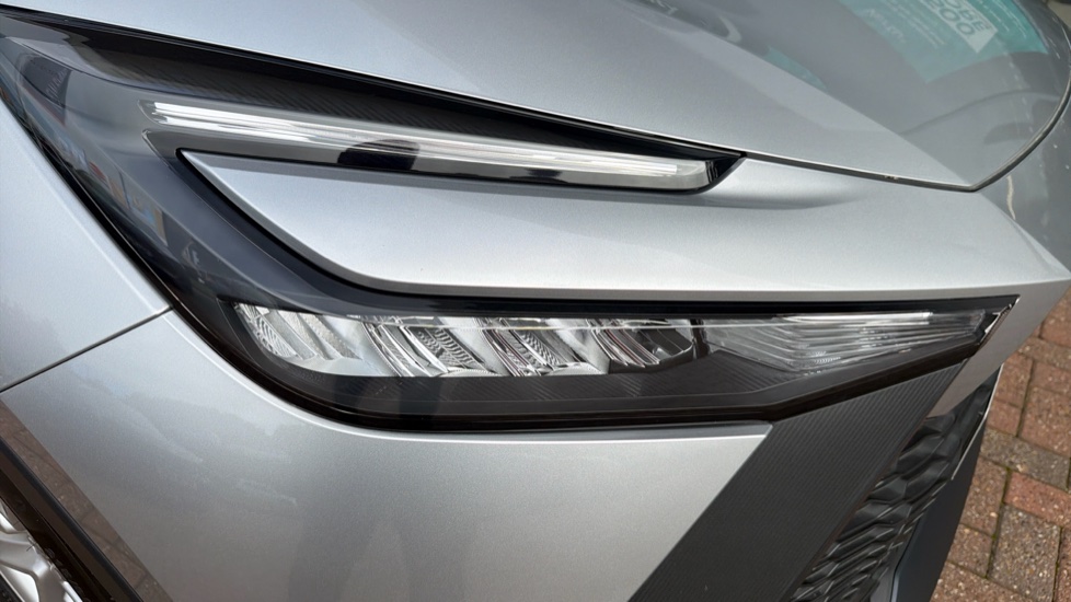Toyota C-HR 1.8 Hybrid Icon 5dr CVT Hybrid Hatchback - Image 20