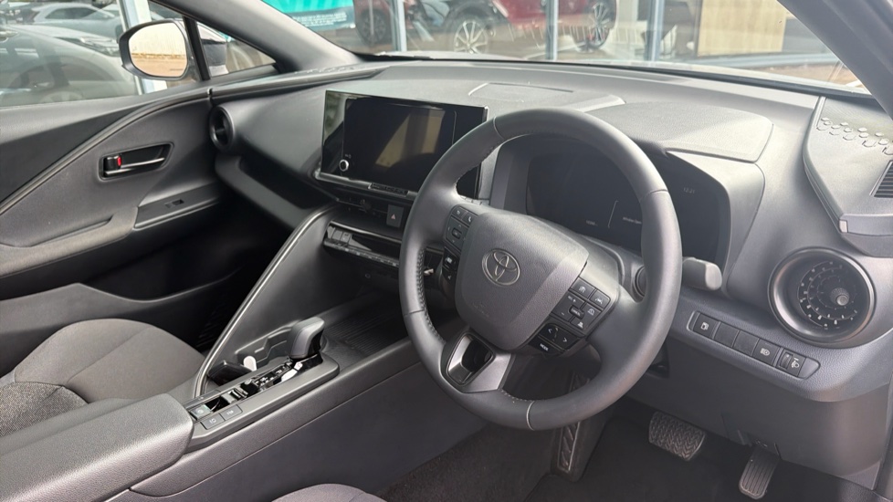 Toyota C-HR 1.8 Hybrid Icon 5dr CVT Hybrid Hatchback - Image 34