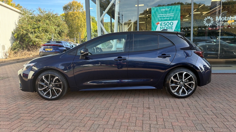 Toyota Corolla 2.0 Hybrid Excel 5dr CVT Hybrid Hatchback - Image 24