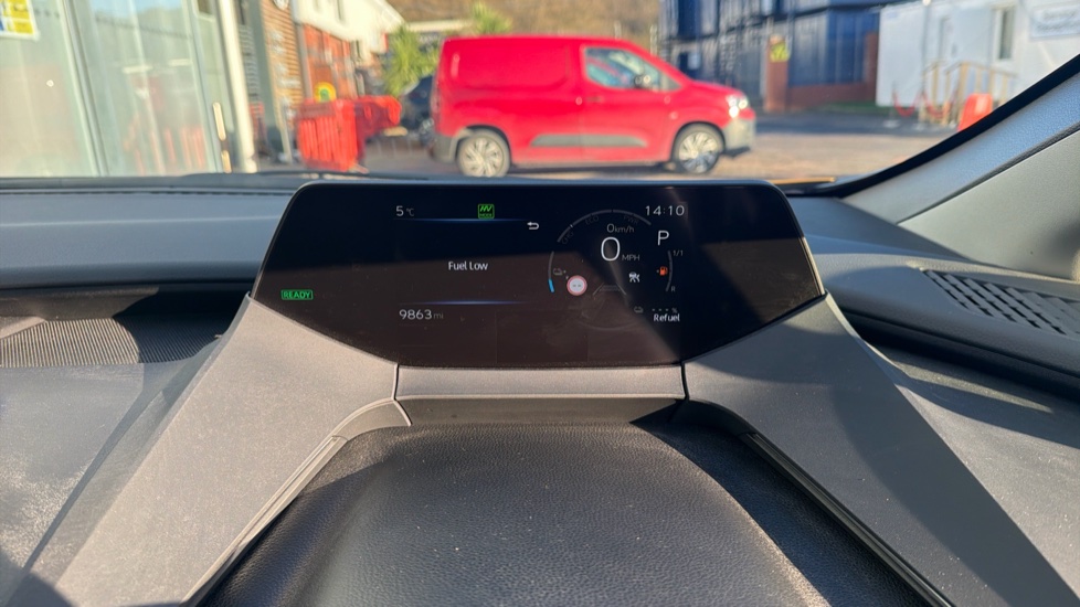 Toyota Prius 2.0 PHEV Excel 5dr CVT Hatchback - Image 9