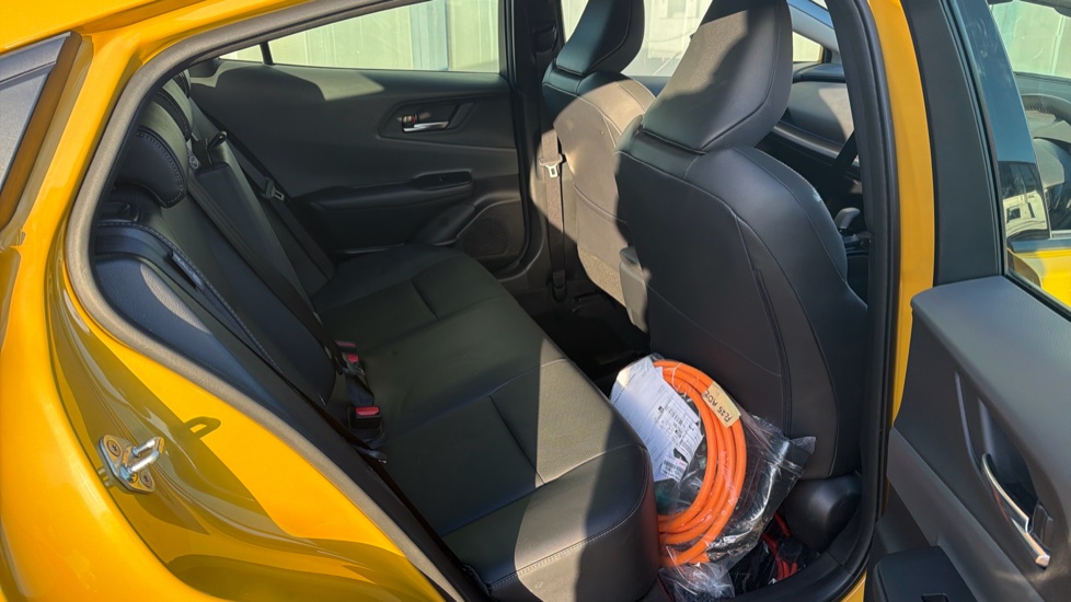 Toyota Prius 2.0 PHEV Excel 5dr CVT Hatchback - Image 12