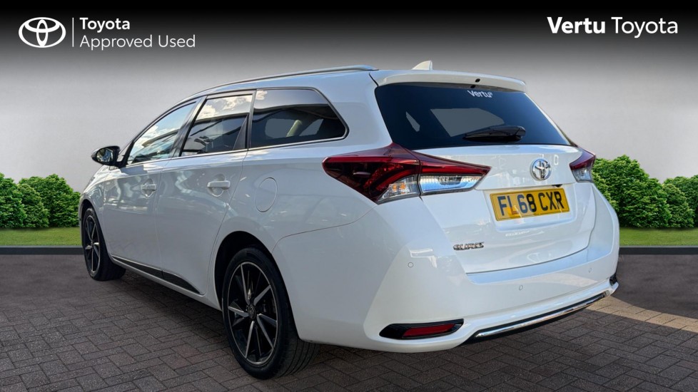Toyota Auris 1.2T Design TSS 5dr Petrol Estate - Image 4