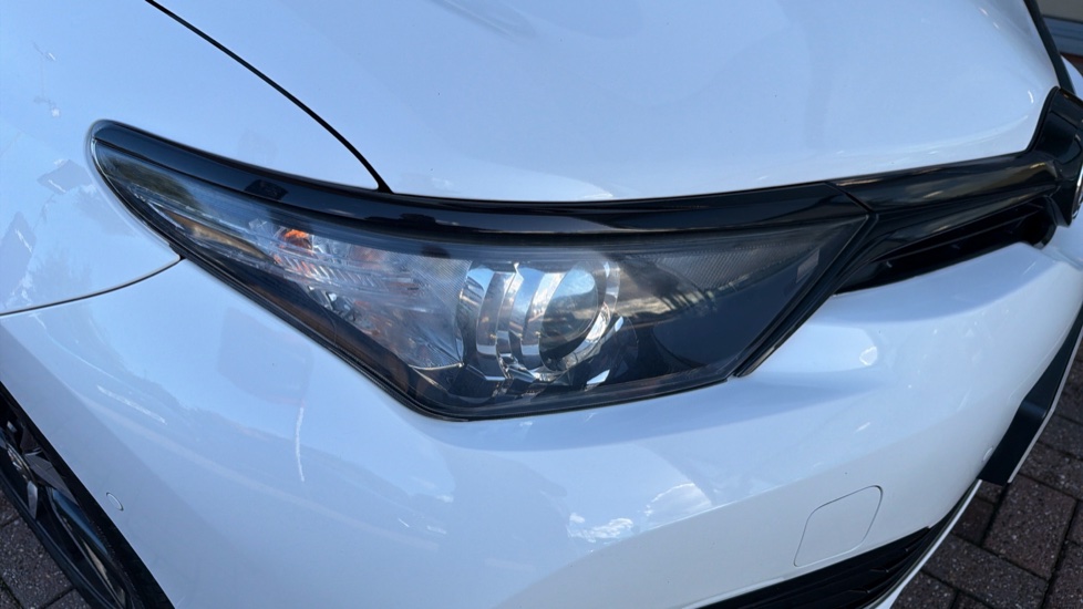 Toyota Auris 1.2T Design TSS 5dr Petrol Estate - Image 20