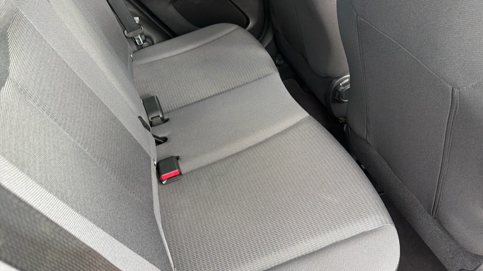 Toyota Aygo 1.0 VVT-i X-Play TSS 5dr Petrol Hatchback - Image 17