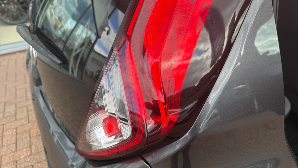 Toyota Aygo 1.0 VVT-i X-Play TSS 5dr Petrol Hatchback - Image 21