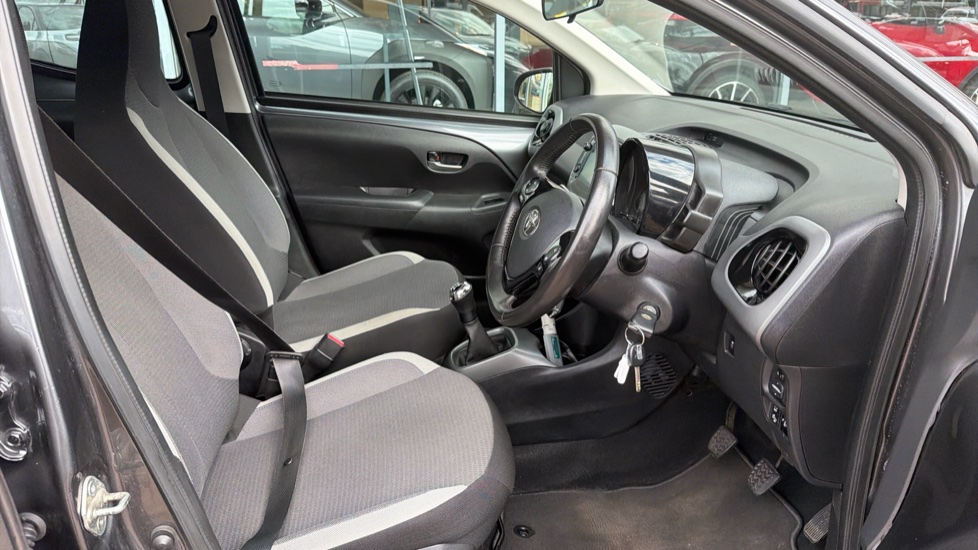 Toyota Aygo 1.0 VVT-i X-Play TSS 5dr Petrol Hatchback - Image 12