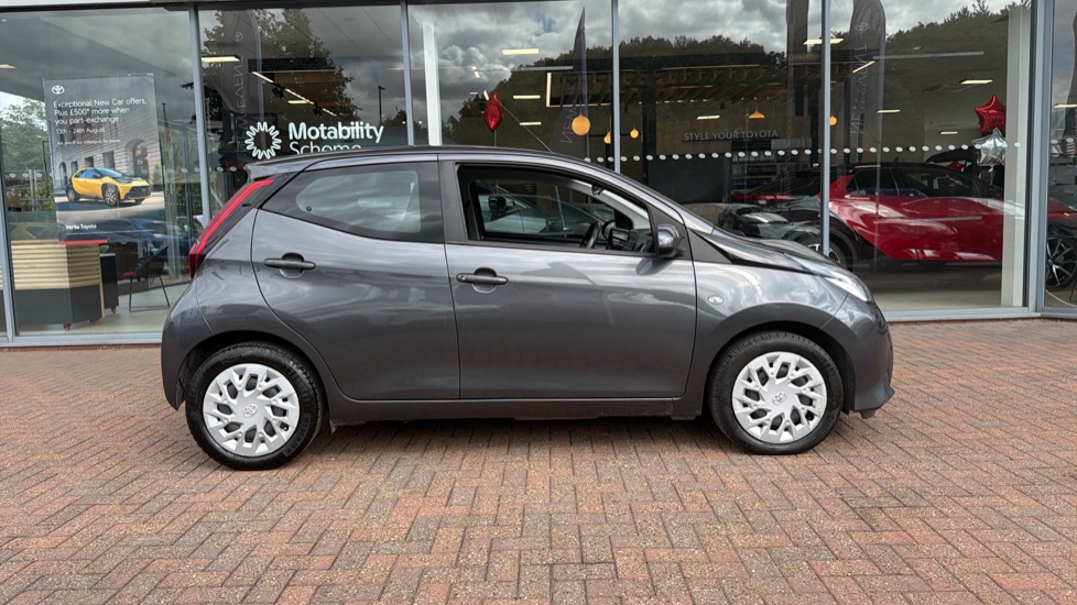 Toyota Aygo 1.0 VVT-i X-Play TSS 5dr Petrol Hatchback - Image 23