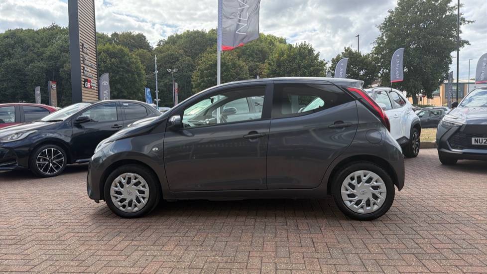 Toyota Aygo 1.0 VVT-i X-Play TSS 5dr Petrol Hatchback - Image 24