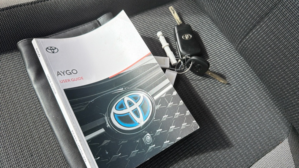 Toyota Aygo 1.0 VVT-i X-Play TSS 5dr Petrol Hatchback - Image 27