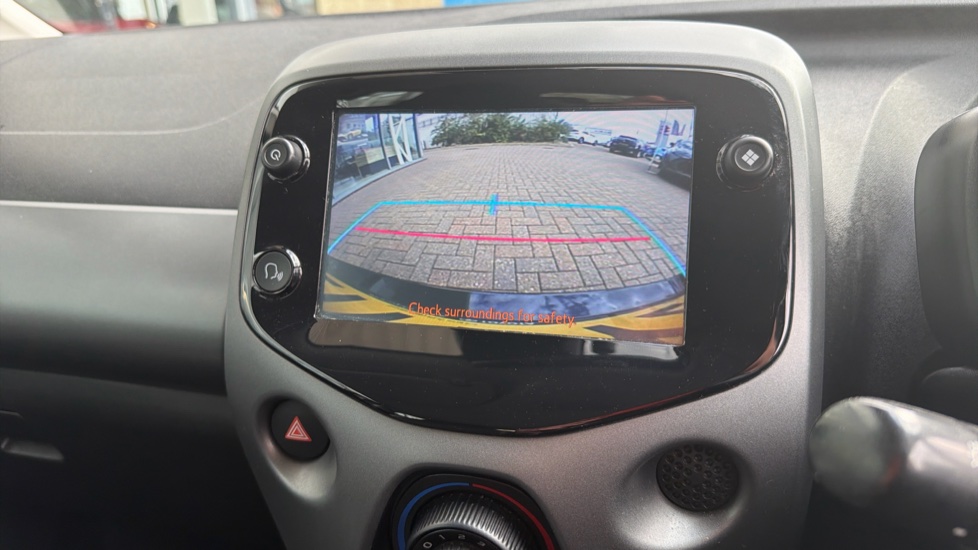 Toyota Aygo 1.0 VVT-i X-Play TSS 5dr Petrol Hatchback - Image 33