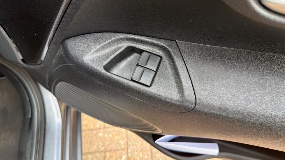 Toyota Aygo 1.0 VVT-i X-Play TSS 5dr Petrol Hatchback - Image 35