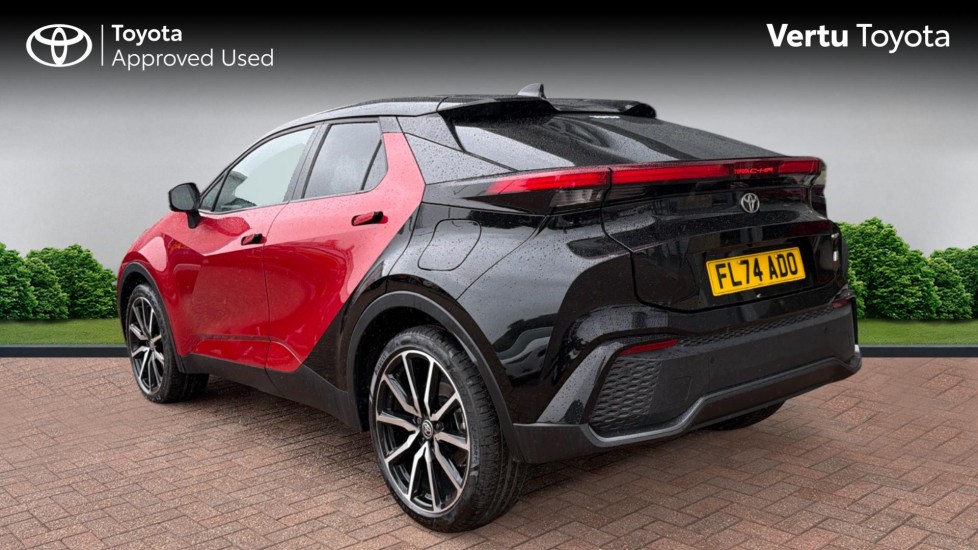 Toyota C-HR 2.0 PHEV GR Sport 5dr CVT Hatchback - Image 4