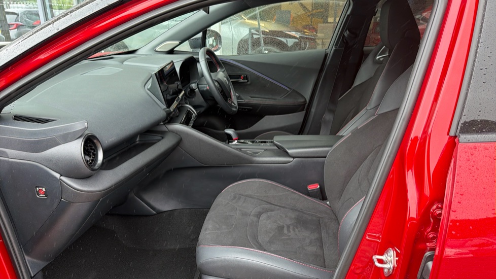 Toyota C-HR 2.0 PHEV GR Sport 5dr CVT Hatchback - Image 5