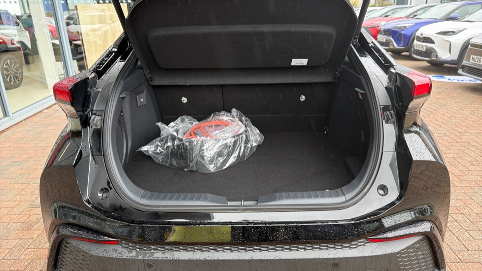 Toyota C-HR 2.0 PHEV GR Sport 5dr CVT Hatchback - Image 13