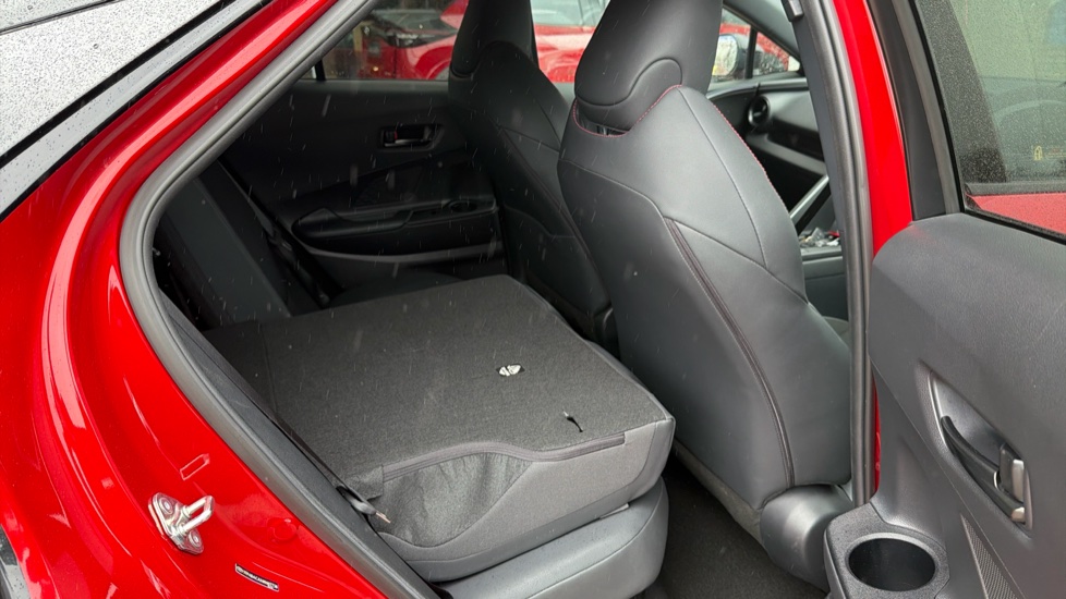 Toyota C-HR 2.0 PHEV GR Sport 5dr CVT Hatchback - Image 18