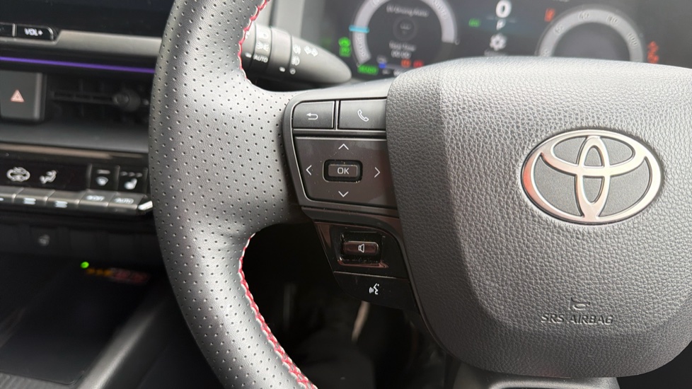 Toyota C-HR 2.0 PHEV GR Sport 5dr CVT Hatchback - Image 37