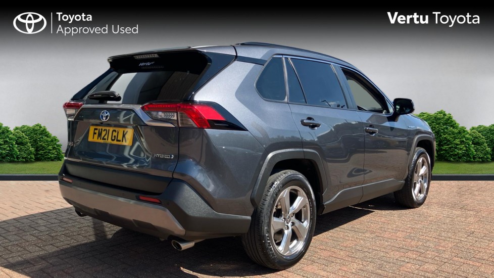 Toyota RAV4 2.5 VVT-i Hybrid Design 5dr CVT 2WD Hybrid Estate - Image 2