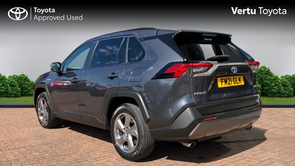 Toyota RAV4 2.5 VVT-i Hybrid Design 5dr CVT 2WD Hybrid Estate - Image 4