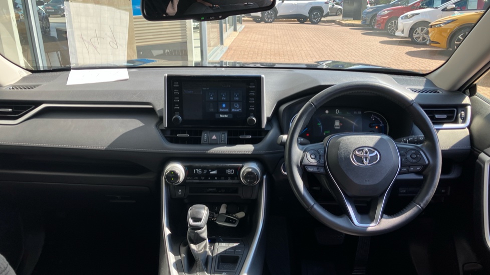 Toyota RAV4 2.5 VVT-i Hybrid Design 5dr CVT 2WD Hybrid Estate - Image 6
