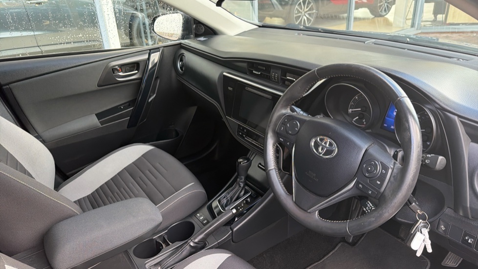 Toyota Auris 1.2T Icon Tech TSS 5dr CVT Petrol Hatchback - Image 34