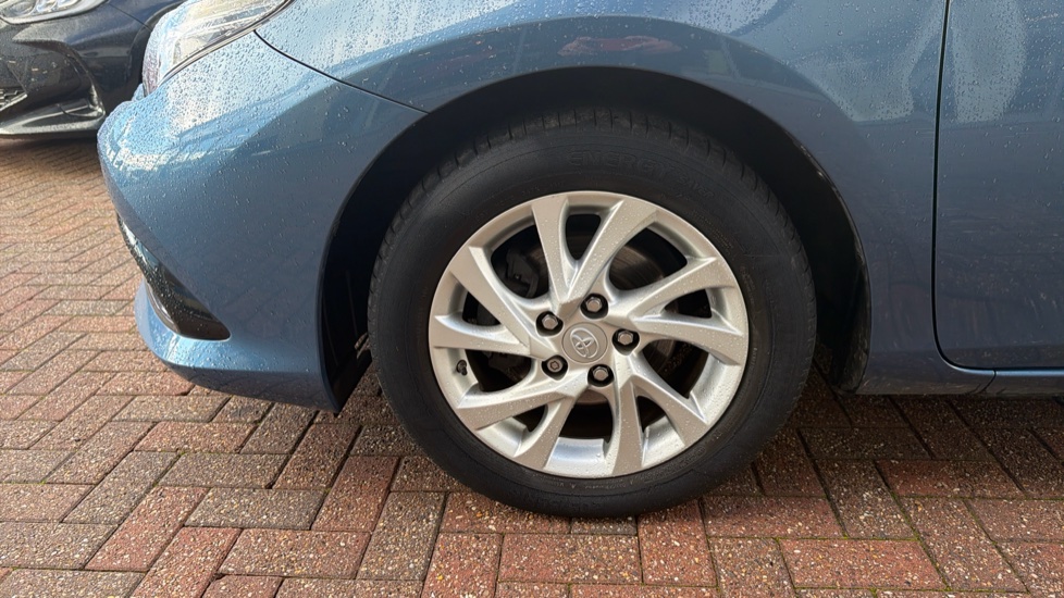 Toyota Auris 1.2T Icon Tech TSS 5dr CVT Petrol Hatchback - Image 43