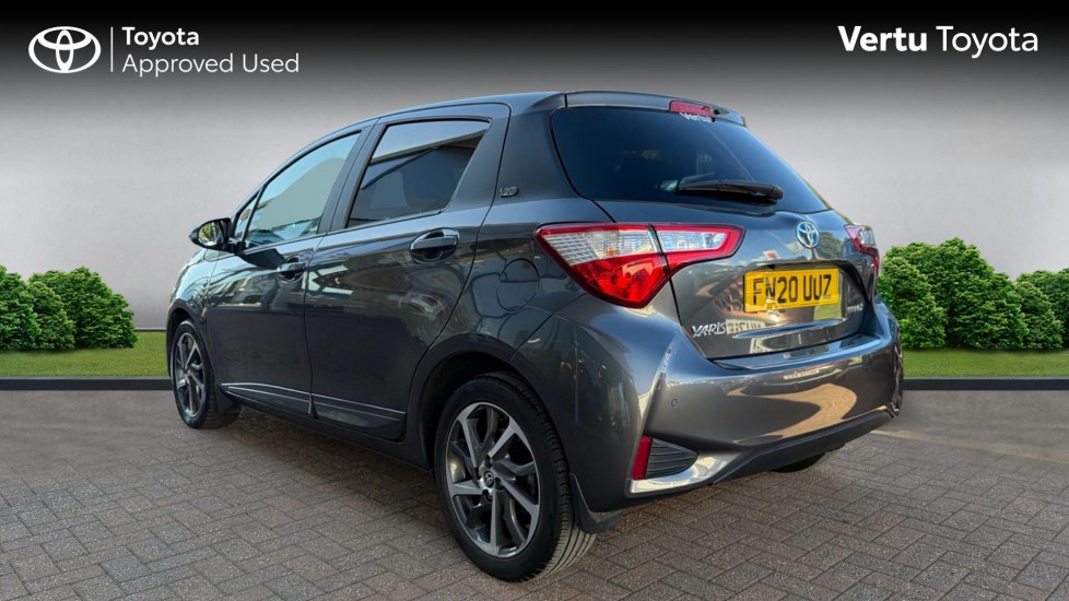 Toyota Yaris 1.5 Hybrid Y20 5dr CVT [Bi-tone] Hybrid Hatchback - Image 4