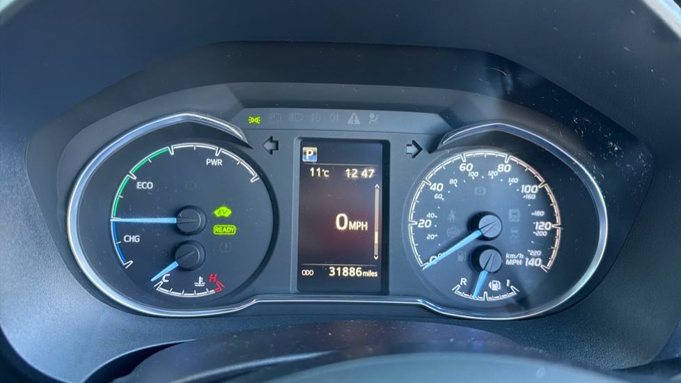 Toyota Yaris 1.5 Hybrid Y20 5dr CVT [Bi-tone] Hybrid Hatchback - Image 11