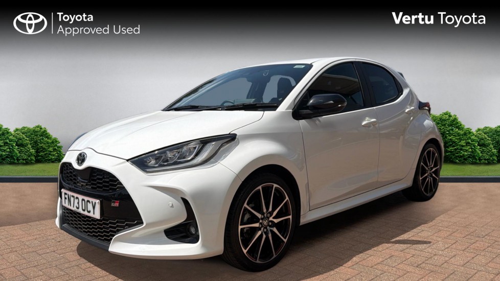 Toyota Yaris 1.5 Hybrid GR Sport 5dr CVT Hybrid Hatchback - Image 3