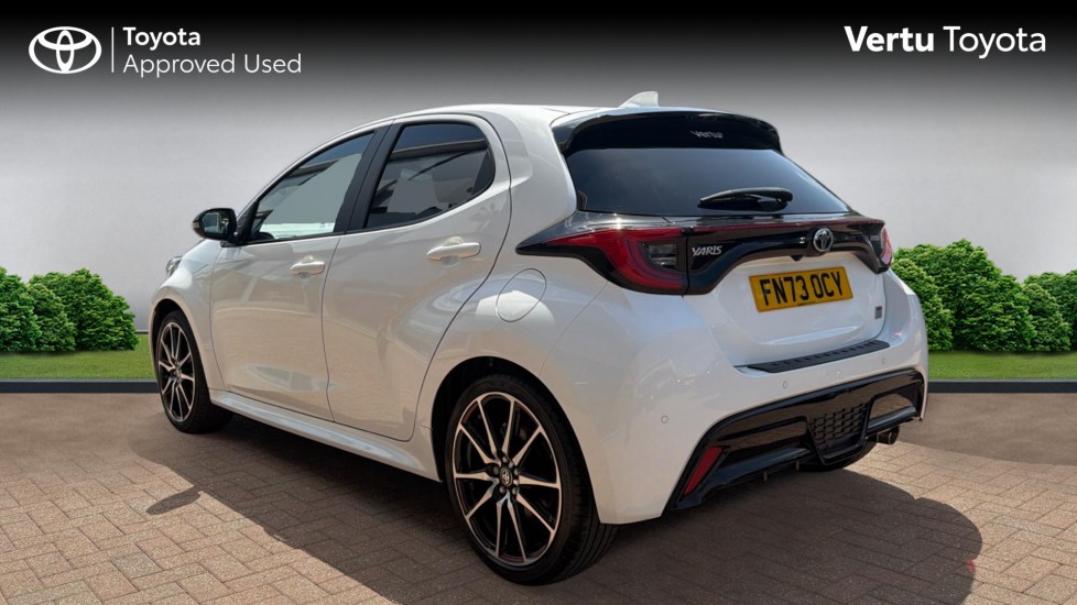 Toyota Yaris 1.5 Hybrid GR Sport 5dr CVT Hybrid Hatchback - Image 4