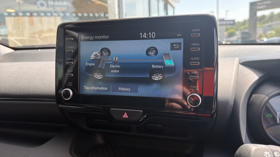 Toyota Yaris 1.5 Hybrid GR Sport 5dr CVT Hybrid Hatchback - Image 30