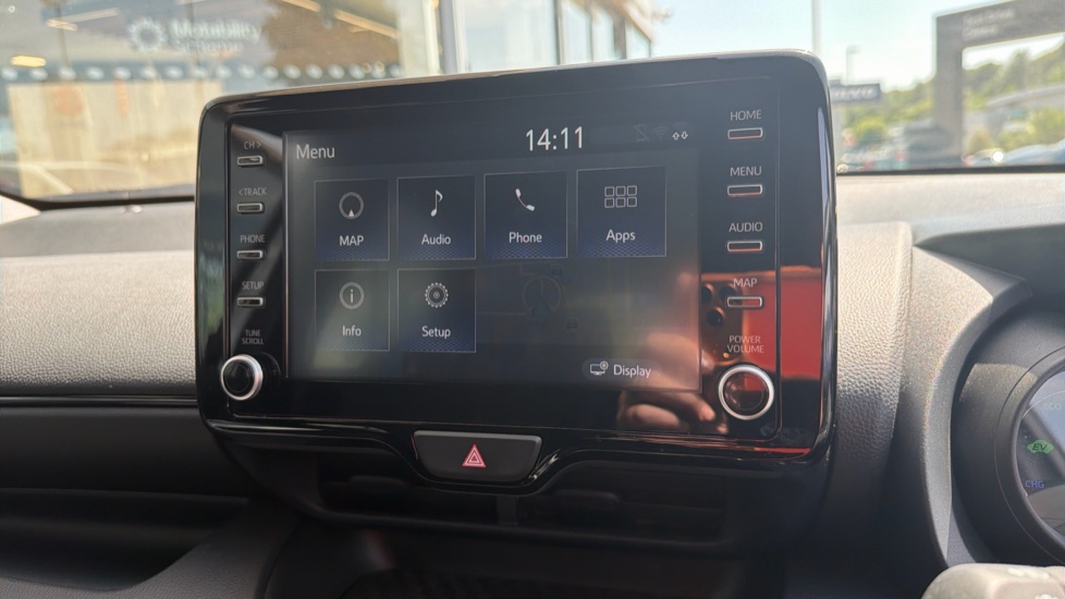 Toyota Yaris 1.5 Hybrid GR Sport 5dr CVT Hybrid Hatchback - Image 31