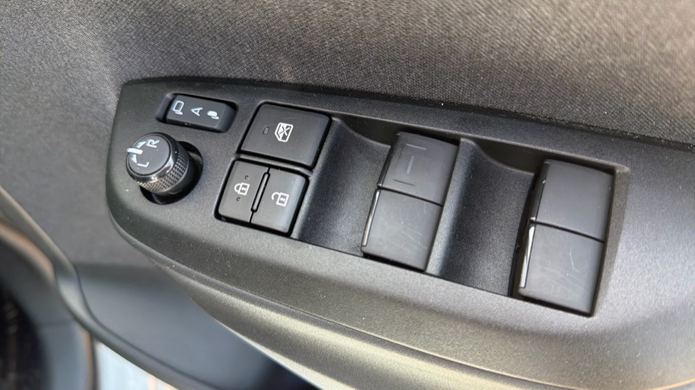 Toyota Yaris 1.5 Hybrid GR Sport 5dr CVT Hybrid Hatchback - Image 35