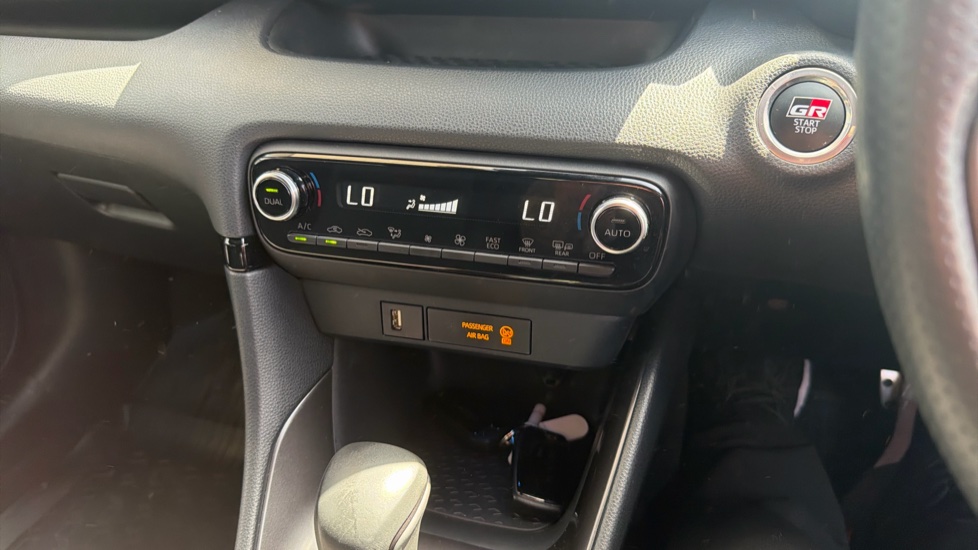 Toyota Yaris 1.5 Hybrid GR Sport 5dr CVT Hybrid Hatchback - Image 38