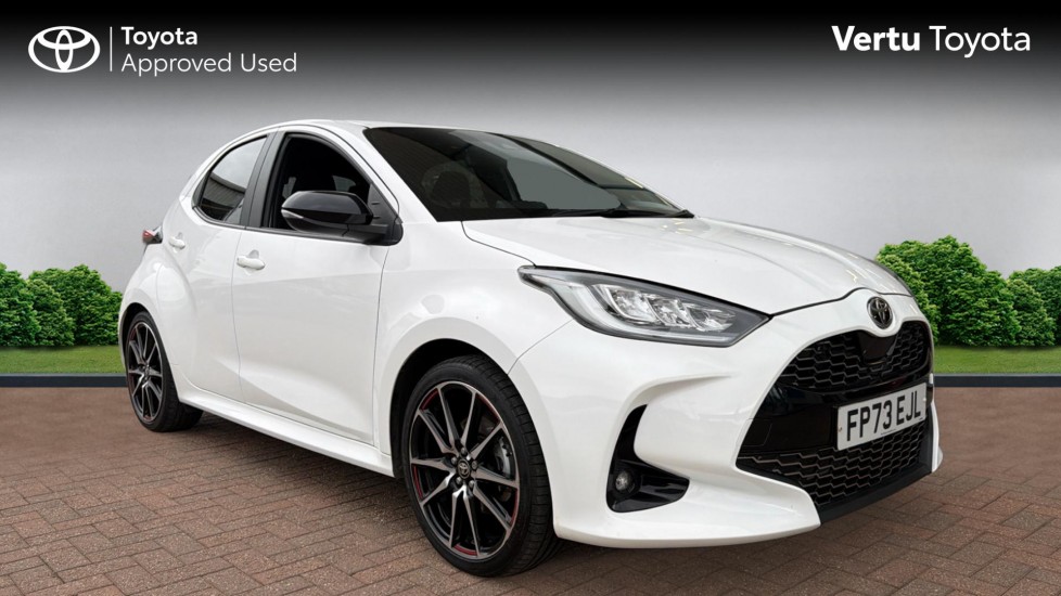 Toyota Yaris 1.5 Hybrid GR Sport 5dr CVT Hybrid Hatchback - Image 1