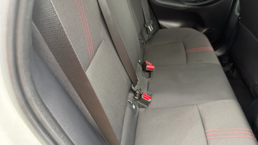 Toyota Yaris 1.5 Hybrid GR Sport 5dr CVT Hybrid Hatchback - Image 14