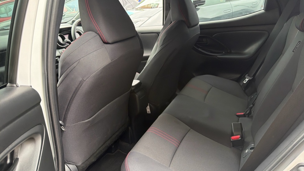 Toyota Yaris 1.5 Hybrid GR Sport 5dr CVT Hybrid Hatchback - Image 15