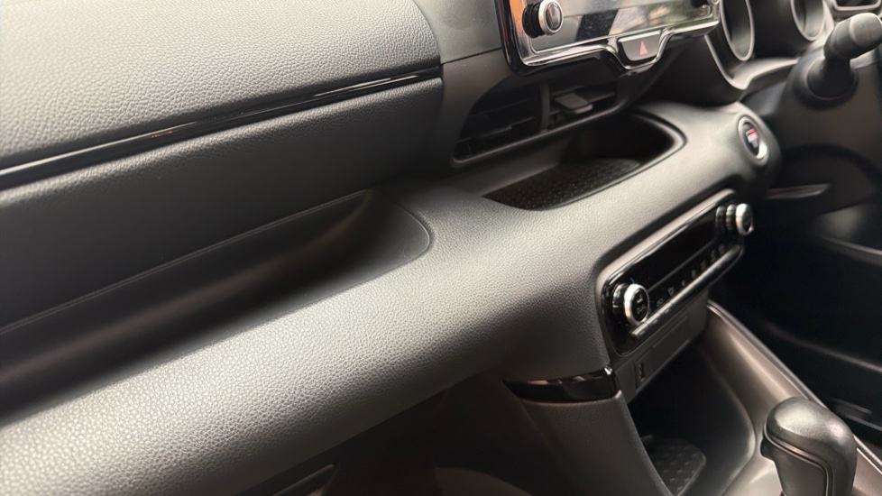 Toyota Yaris 1.5 Hybrid GR Sport 5dr CVT Hybrid Hatchback - Image 16