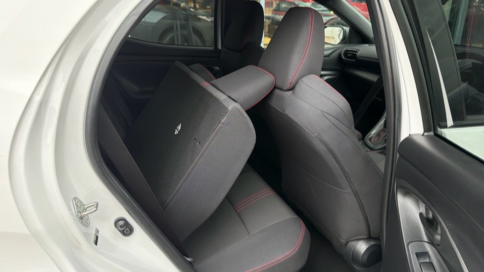 Toyota Yaris 1.5 Hybrid GR Sport 5dr CVT Hybrid Hatchback - Image 18