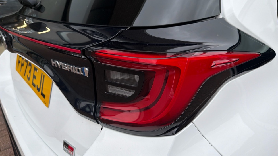 Toyota Yaris 1.5 Hybrid GR Sport 5dr CVT Hybrid Hatchback - Image 21