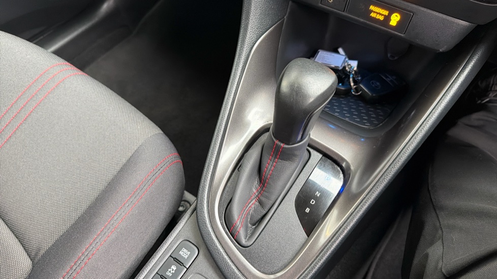Toyota Yaris 1.5 Hybrid GR Sport 5dr CVT Hybrid Hatchback - Image 39