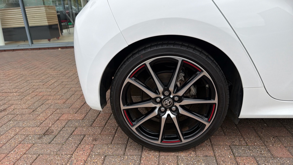 Toyota Yaris 1.5 Hybrid GR Sport 5dr CVT Hybrid Hatchback - Image 41