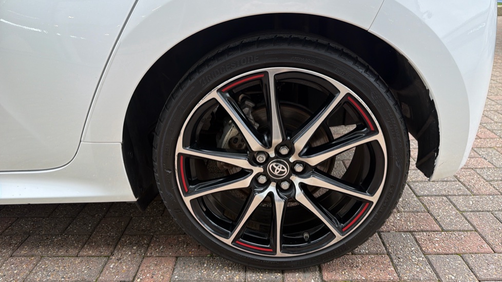 Toyota Yaris 1.5 Hybrid GR Sport 5dr CVT Hybrid Hatchback - Image 43
