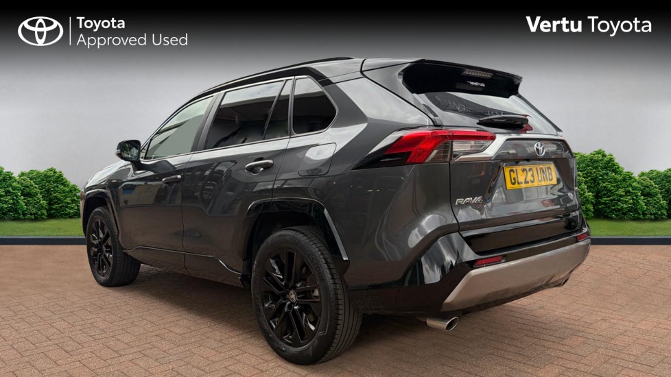 Toyota RAV4 2.5 VVT-i Hybrid Dynamic 5dr CVT 2WD Hybrid Estate - Image 4