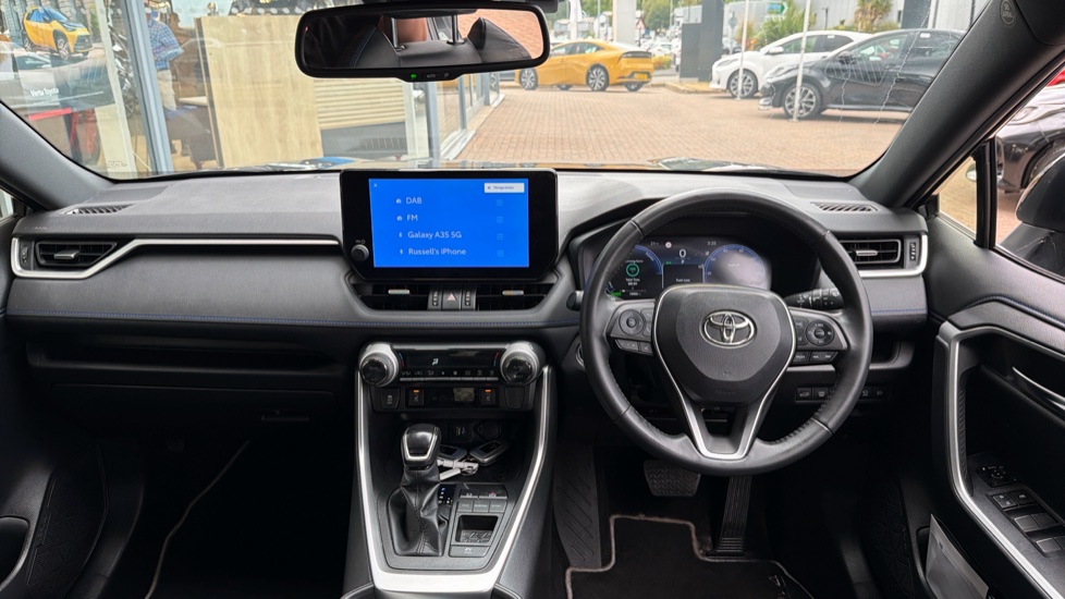 Toyota RAV4 2.5 VVT-i Hybrid Dynamic 5dr CVT 2WD Hybrid Estate - Image 6