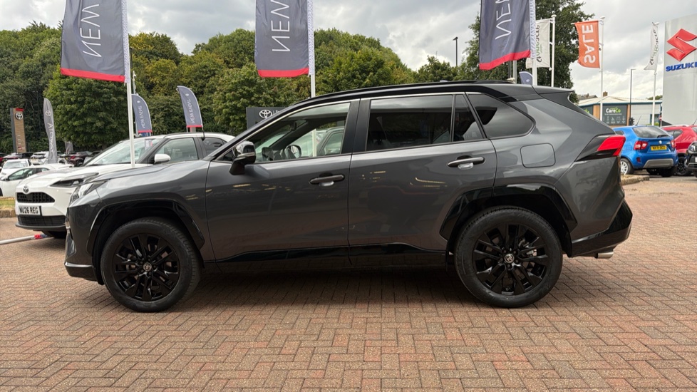 Toyota RAV4 2.5 VVT-i Hybrid Dynamic 5dr CVT 2WD Hybrid Estate - Image 24
